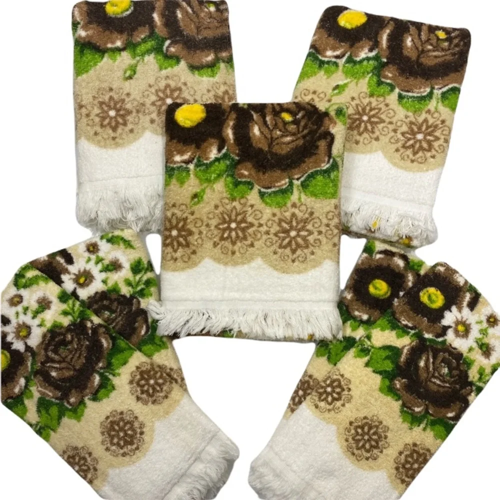 Vintage 70s Cannon Towels Authentic 1970s Vintage Bath Decor Bundle Set Floral